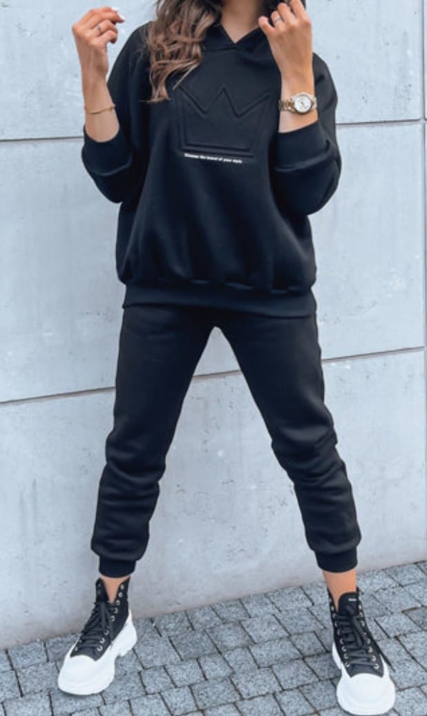 Komplet dresowy z koroną MELEN